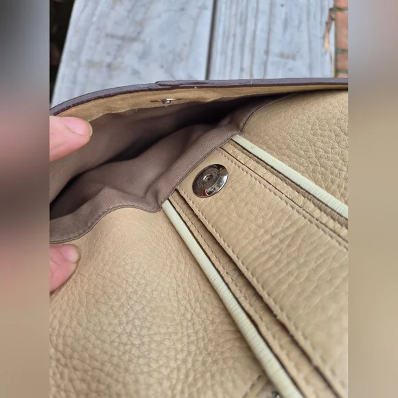 COACH VINTAGE HAMPTON HOBO SHOULDER BAG - Picture 8 of 10